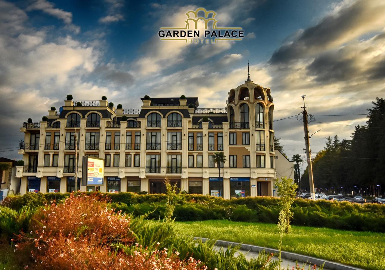 Garden Palace Hotel Zugdidi Exterior photo